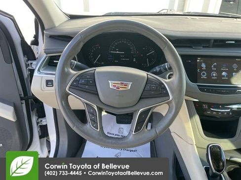 Used 2018 Cadillac XT5 Luxury w/ Driver Awareness Package image 13