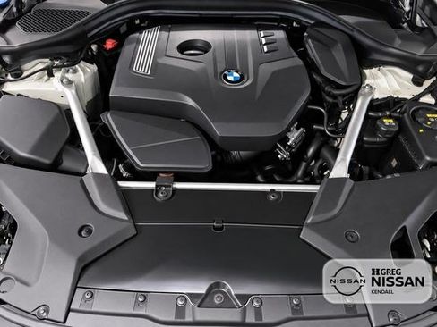 Used 2019 BMW 530i w/ Convenience Package RWD image 17