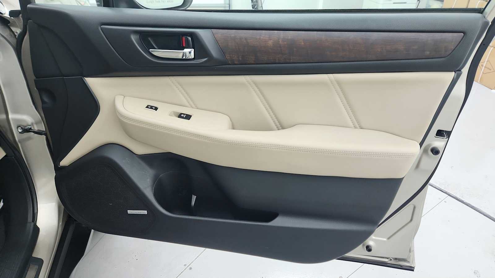 Used 2019 Subaru Outback 3.6R Limited w/ Popular Package #2 AWD/4WD image 23