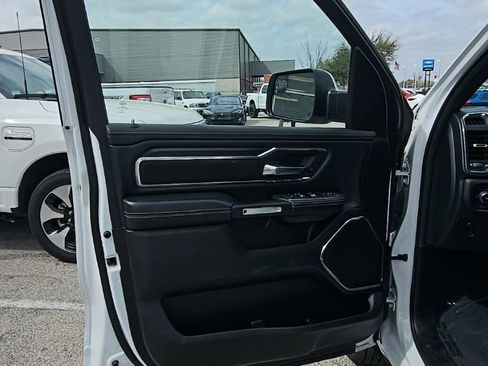 Used 2024 RAM 1500 Laramie image 10