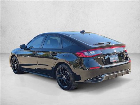 Used 2025 Honda Civic Sport image 8