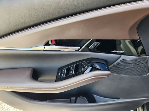 Certified 2025 MAZDA CX-30 AWD 2.5 S w/ Premium Package image 18