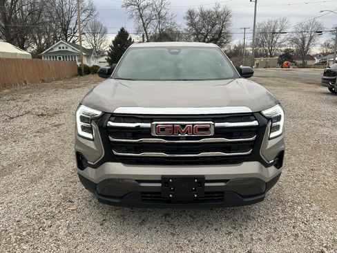 Used 2025 GMC Terrain Elevation image 9