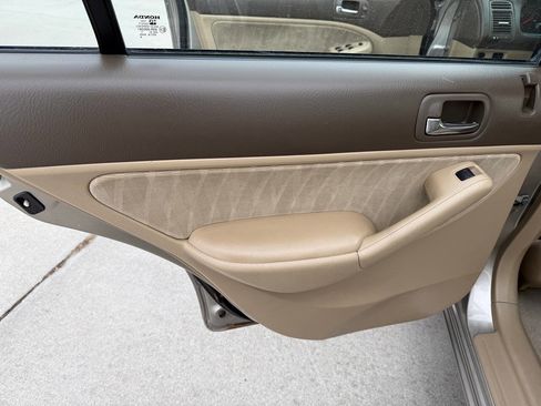 Used 2004 Honda Civic LX image 18