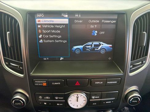 Used 2012 Hyundai Equus Ultimate RWD image 24