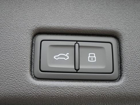 New 2025 Audi Q5 Premium Plus image 6