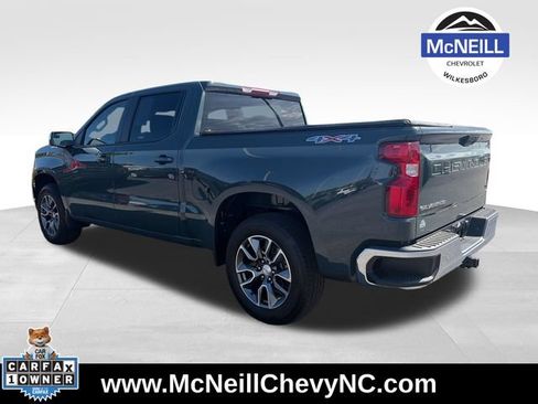 Used 2025 Chevrolet Silverado 1500 LT AWD/4WD image 6