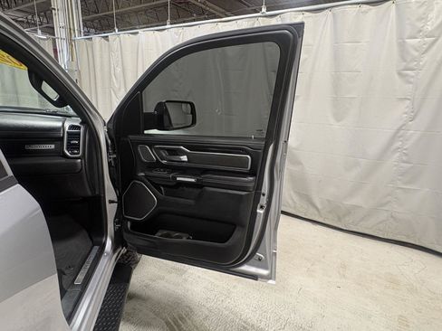 Used 2020 RAM 1500 Laramie AWD/4WD image 26