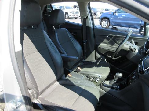 Certified 2017 Buick Encore Preferred FWD image 18