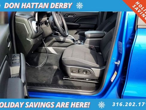 Used 2023 Chevrolet Colorado LT w/ LT Convenience Package II image 8