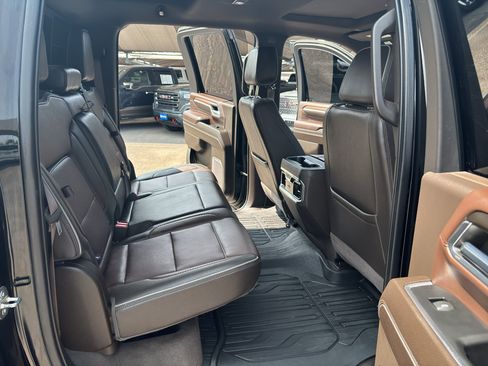 Certified 2024 GMC Sierra 3500 Denali w/ Denali Reserve Package AWD/4WD image 22