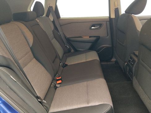 Used 2021 Nissan Rogue SV FWD image 19