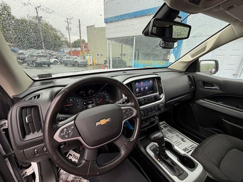 Used 2021 Chevrolet Colorado LT w/ Fleet Safety Package AWD/4WD image 21