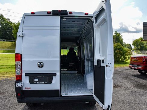 Used 2026 RAM ProMaster 2500 FWD image 15