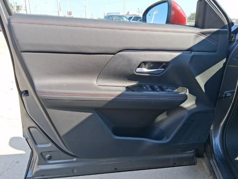 New 2026 Nissan Kicks SR FWD image 23