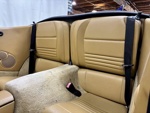 Used 2001 Porsche 911 Cabriolet image 17