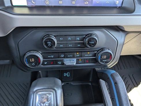 Used 2023 Ford Bronco Wildtrak AWD/4WD image 20