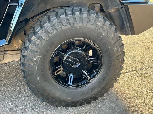 Used 2006 HUMMER H2 image 10