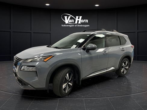 Used 2023 Nissan Rogue SL w/ SL Premium Package AWD/4WD image 3