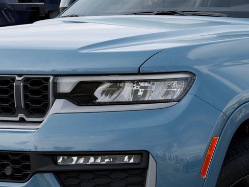 New 2026 Jeep Grand Cherokee L Limited image 10