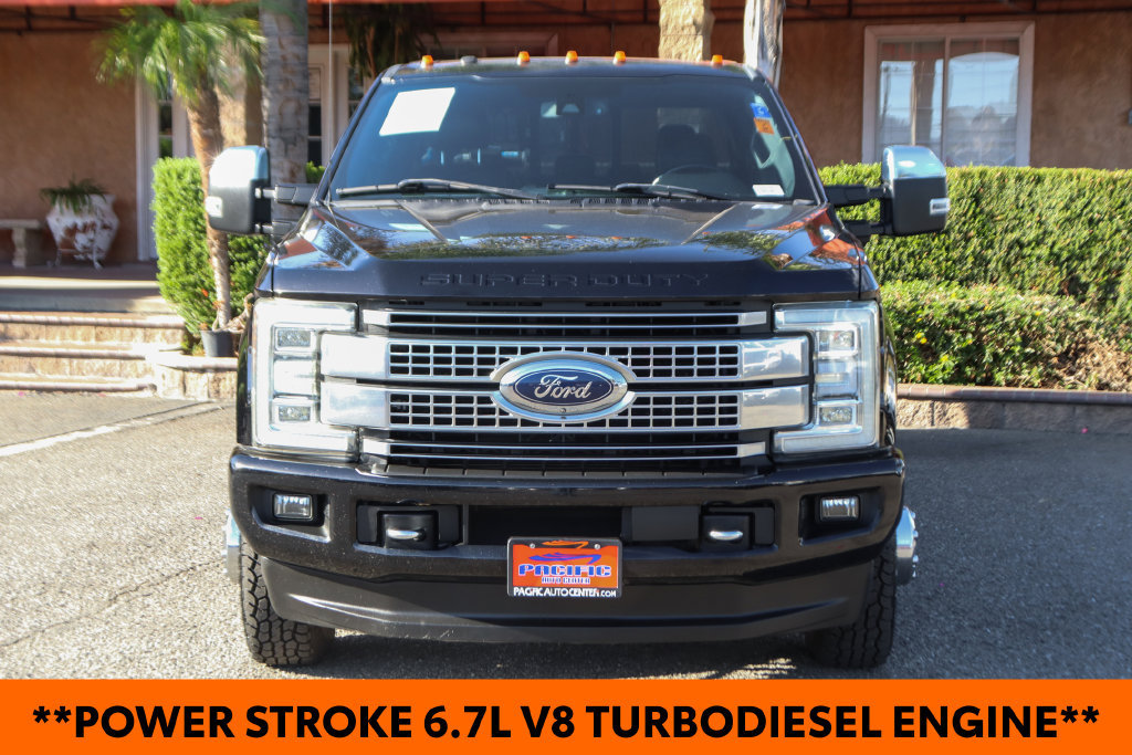 Used 2017 Ford F350 Platinum w/ Platinum Ultimate Package AWD/4WD image 3