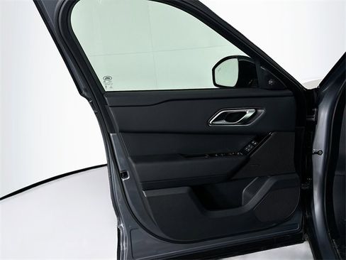 Used 2026 Land Rover Range Rover Velar S image 11
