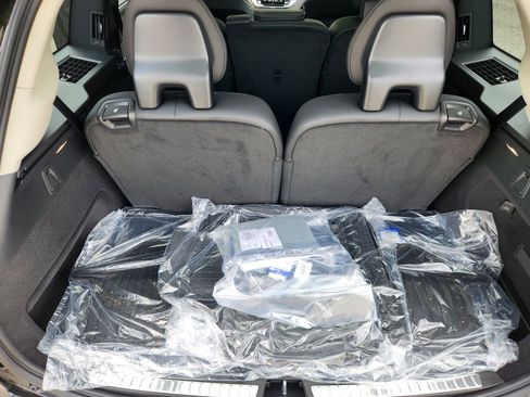 New 2026 Volvo XC90 B6 Ultra w/ Protection Package AWD/4WD image 14