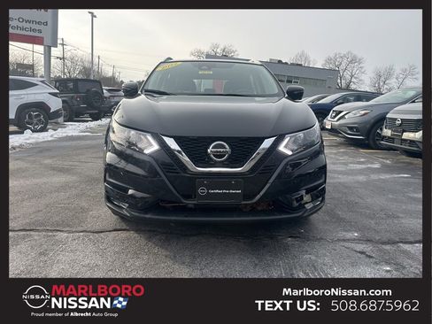 Certified 2022 Nissan Rogue Sport SV w/ Technology Package image 2