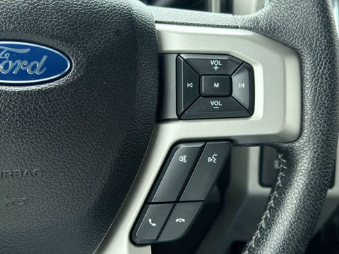 Used 2015 Ford F150 Lariat w/ Equipment Group 501A Mid image 26