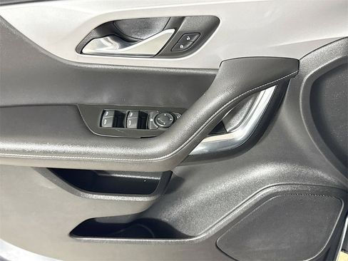 Used 2023 Chevrolet Blazer LT image 15