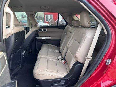 Used 2015 Ford Transit Connect XLT image 15