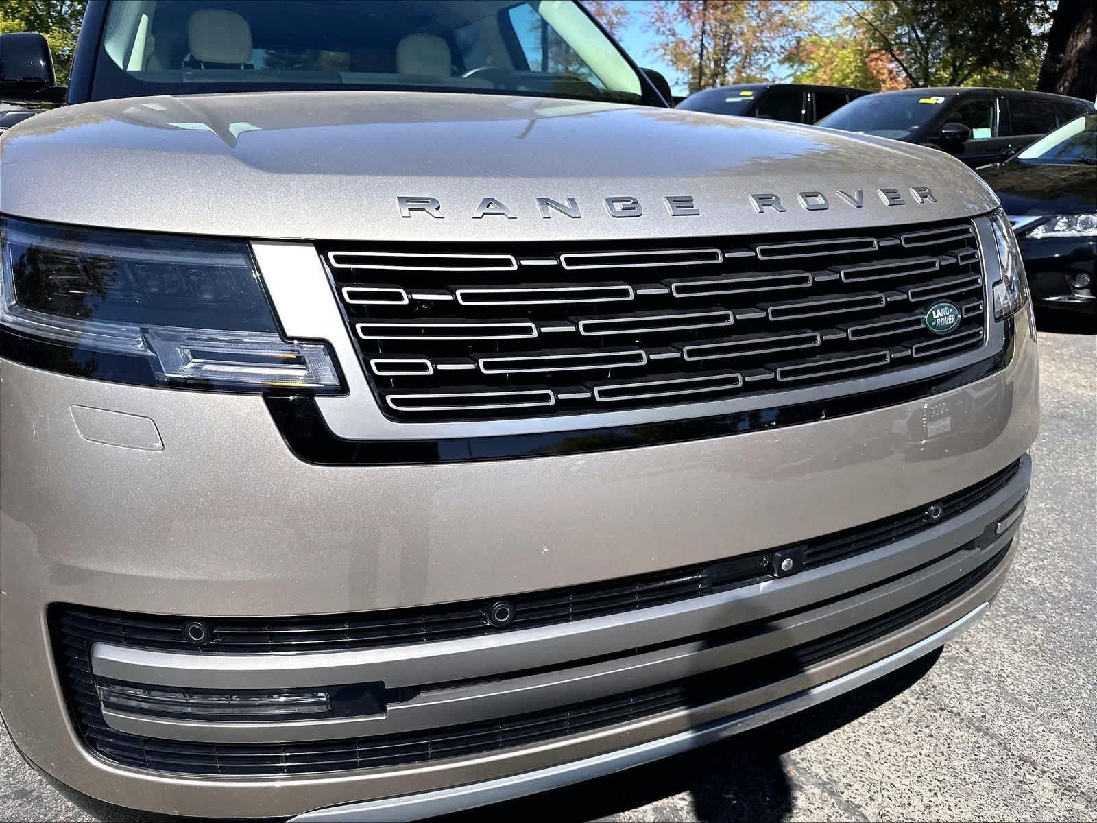 Used 2024 Land Rover Range Rover SE AWD/4WD image 29
