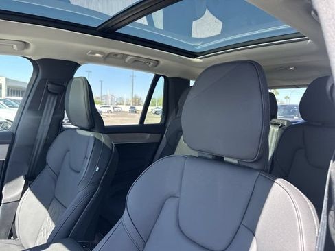 Used 2025 Volvo XC90 B6 Plus w/ Protection Package Premier AWD/4WD image 19