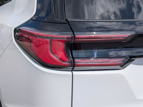 New 2026 GMC Acadia AT4 w/ LPO, Floor Liner Package image 11