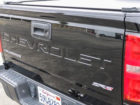 Used 2022 Chevrolet Colorado ZR2 AWD/4WD image 22