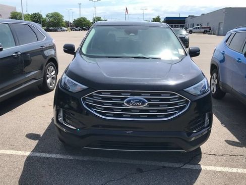 Used 2024 Ford Edge Titanium AWD/4WD image 11