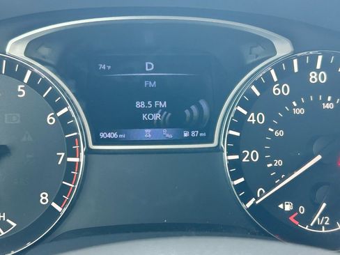 Certified 2020 Nissan Pathfinder SV image 7