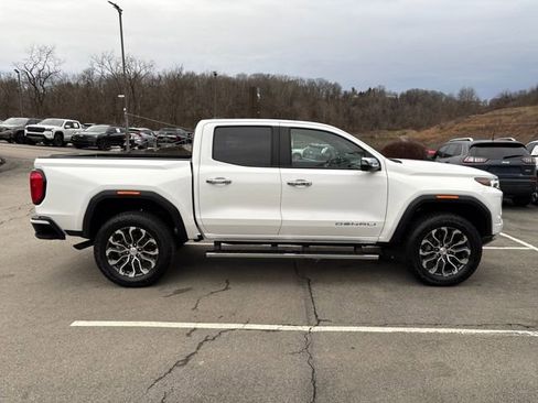 Used 2026 GMC Canyon Denali image 6