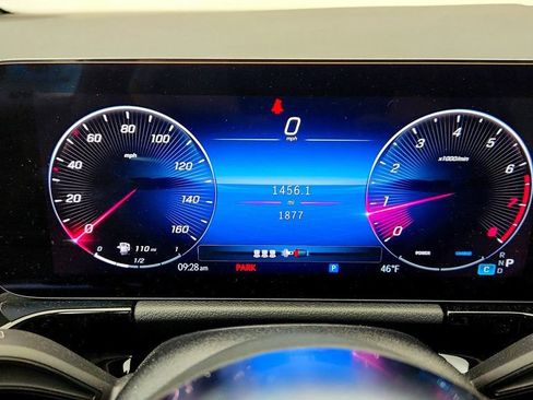 Used 2026 Mercedes-Benz GLA 250 4MATIC image 14