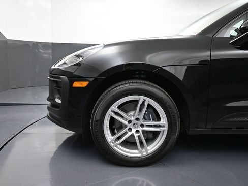 Certified 2026 Porsche Macan AWD/4WD image 12