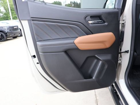 New 2026 GMC Canyon AT4 w/ Nightfall Edition AWD/4WD image 25