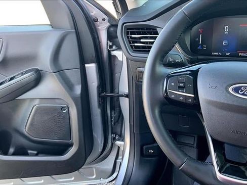 Used 2024 Ford Escape Active w/ Cold Weather Package image 13