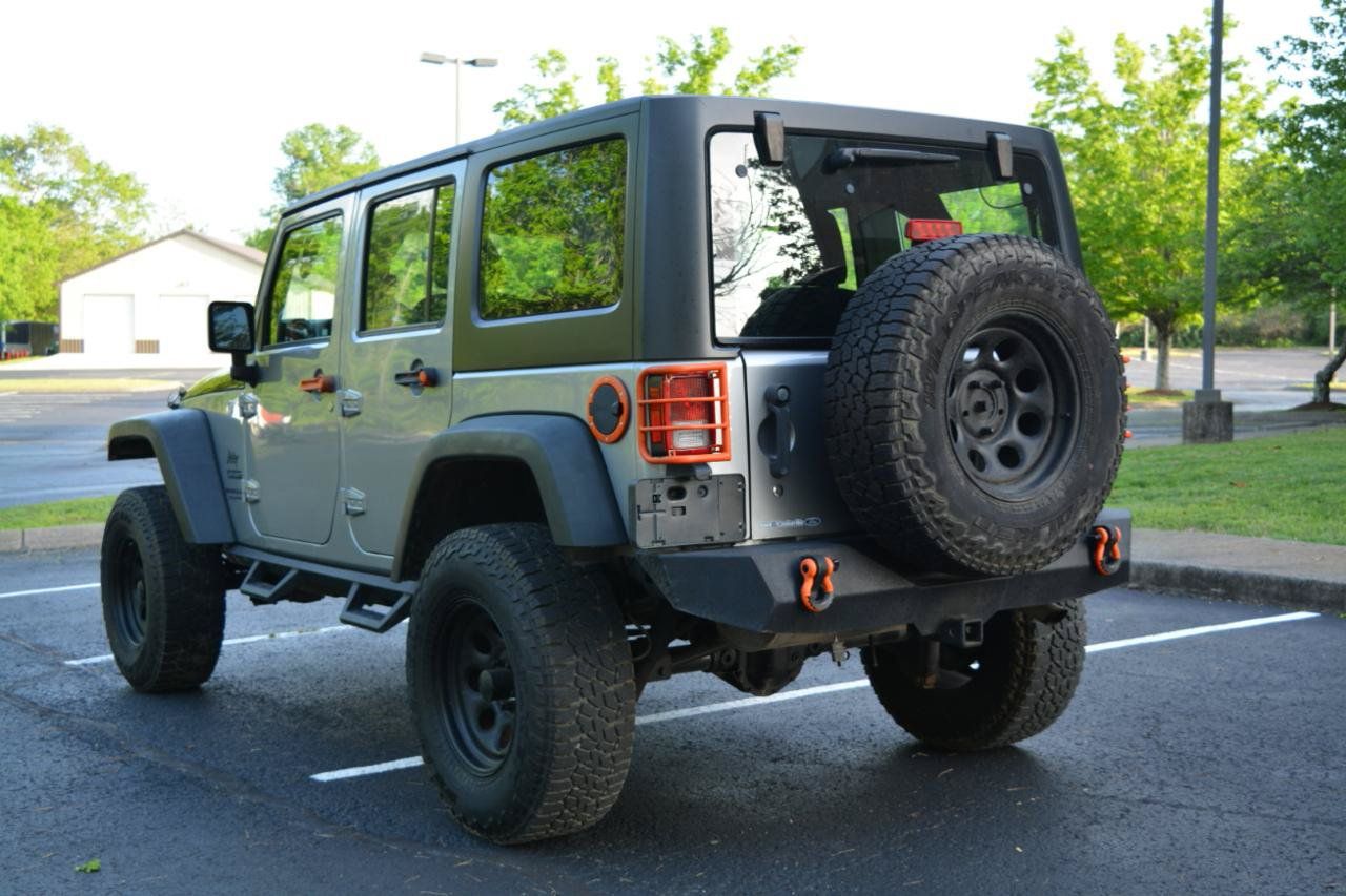 Used 2016 Jeep Wrangler Unlimited Sport w/ Connectivity Group AWD/4WD image 6