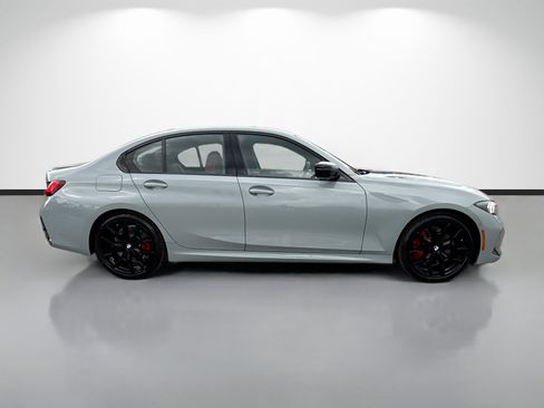New 2026 BMW 330i Sedan RWD image 2