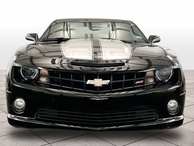 Used 2010 Chevrolet Camaro SS w/ RS Package RWD image 3