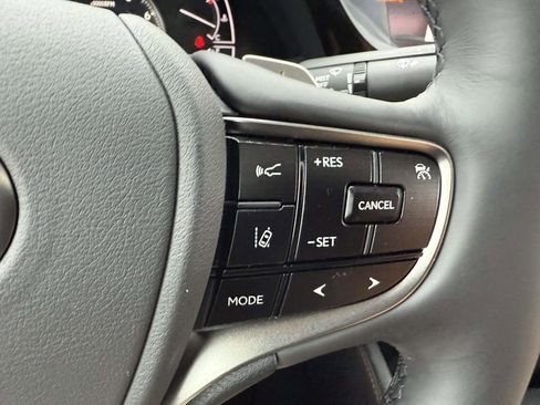 Used 2025 Lexus ES 350 Premium image 24