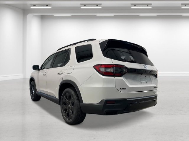 New 2026 Honda Pilot Black Edition image 3