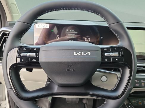 New 2026 Kia Sorento EX FWD image 16