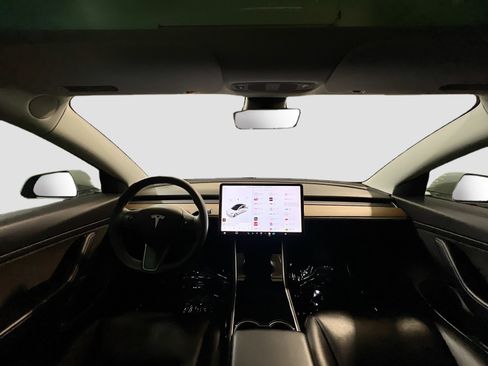 Used 2020 Tesla Model 3 Long Range AWD/4WD image 16