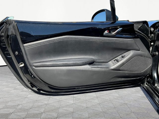 Used 2025 MAZDA MX-5 Miata RF Grand Touring RWD image 20